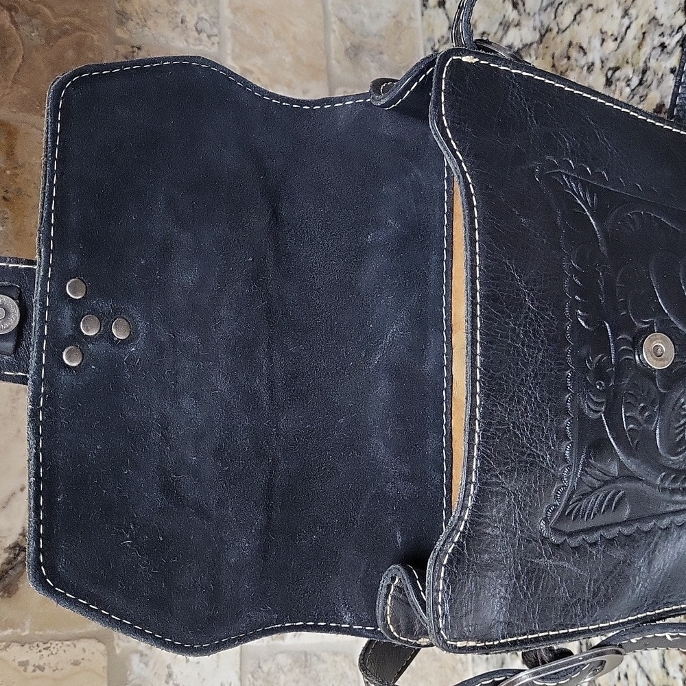 Patricia Nash Black Crossbody - Picture 5 of 12